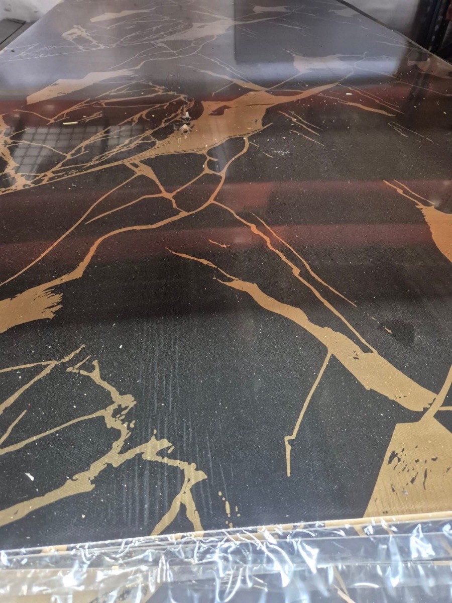 Black Kintsugi